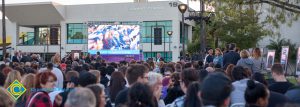 Crowd of people at the 2016 Yom HaShoah event.