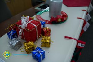 Mini wrapped presents