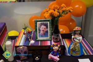 Ofrenda table display.