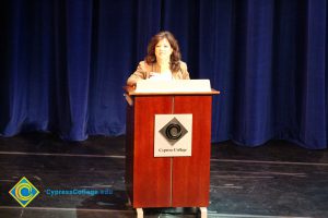 Dr. Therese Mosqueda-Ponce speaking at the 2014 Scholarship Awards Ceremony.