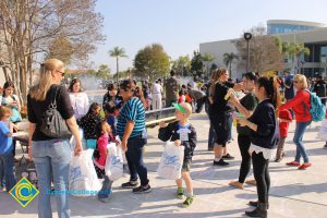 Children enjoying the 2014 KinderCaminata.