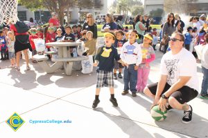 Children enjoying the 2014 KinderCaminata.