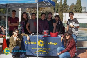 Puente students at the Puente table at Club Rush.