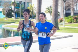 Participants running in the 3rd Annual Veteran's 5k on campus.