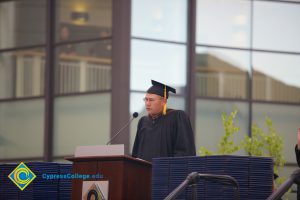 Fred Williams speaking during the 48th Commencement.