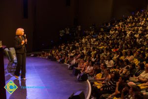 JoAnna Schilling addressing a crowd at New Student Welcome.