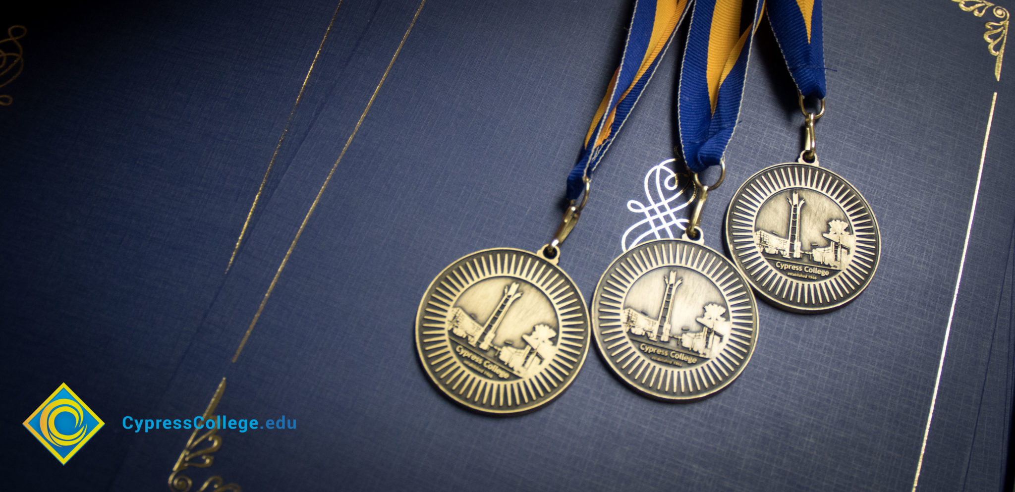Medallions at commencement