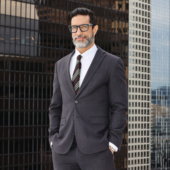Damon de la Cruz