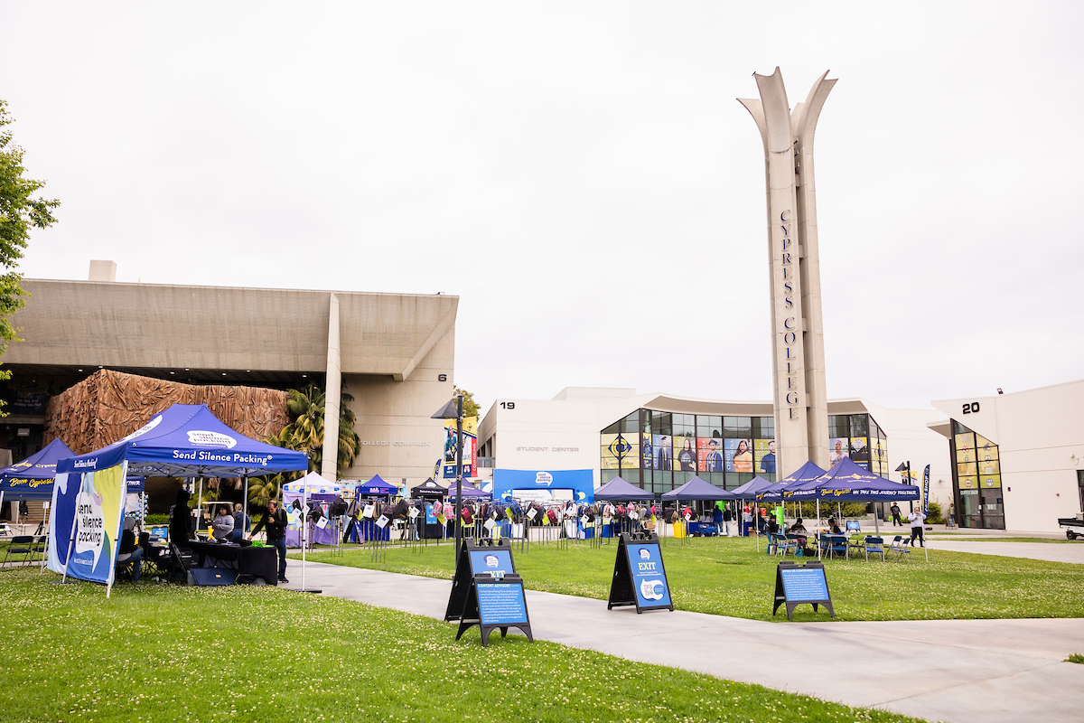 A display in Gateway Plaza brings attention to mental health and wellness.